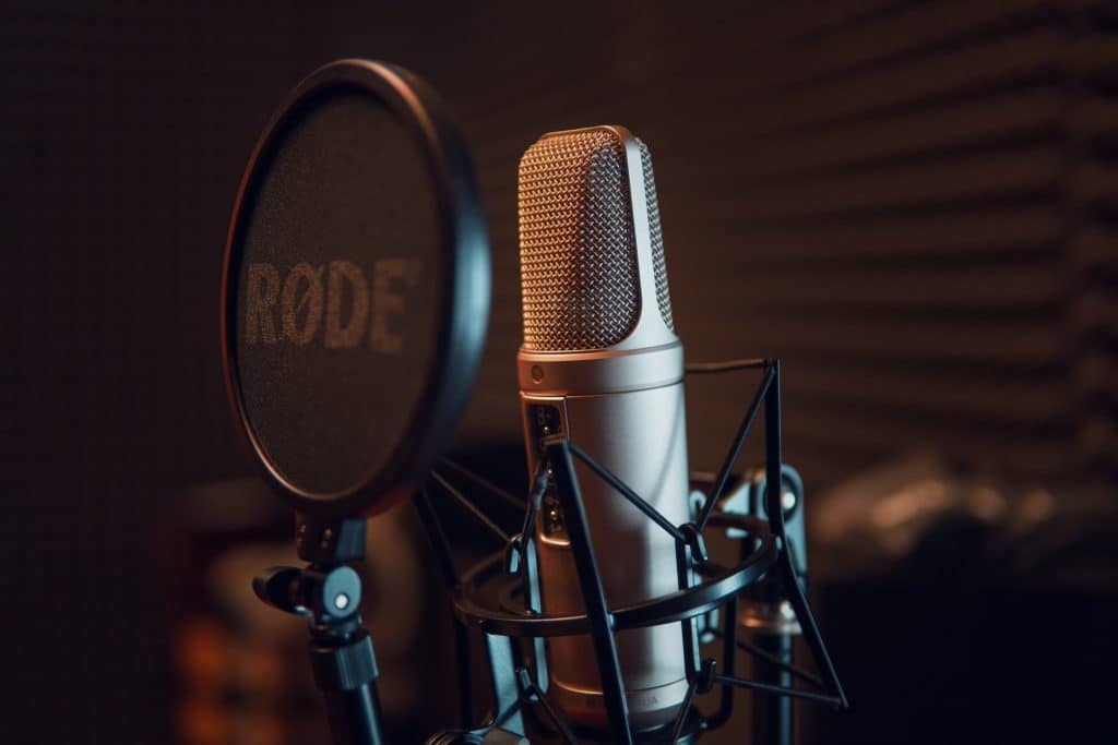 Dynamic vs Condenser Mics A Beginners Introduction