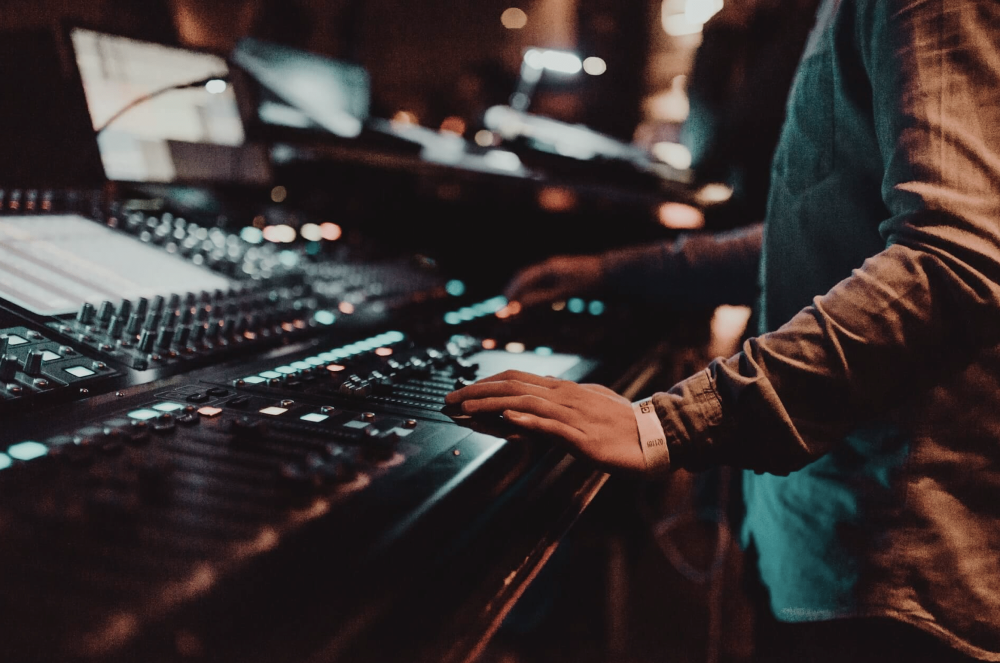 Audio Engineering How To An Audio Engineer in 2024