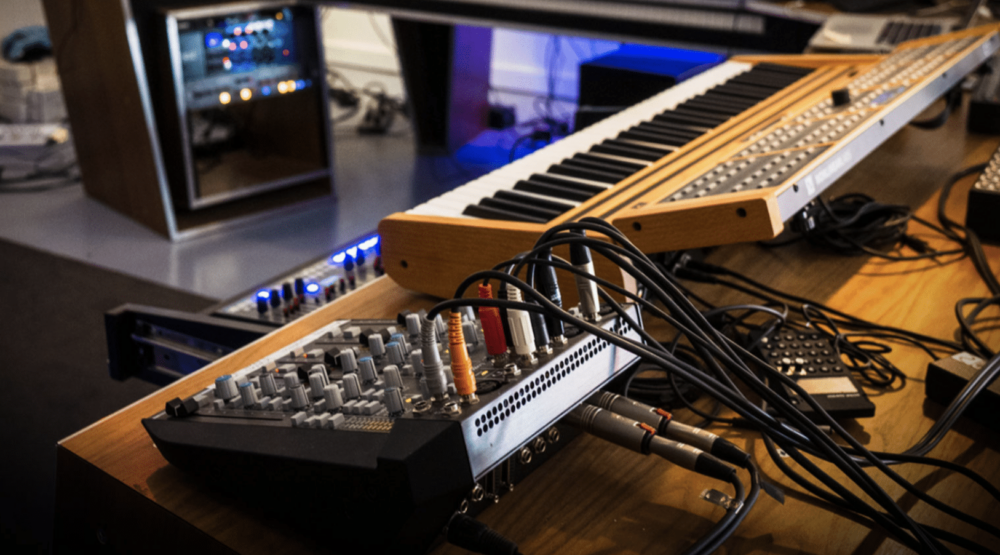 Synth Instrument 101 How to Create Mesmerizing Soundscapes