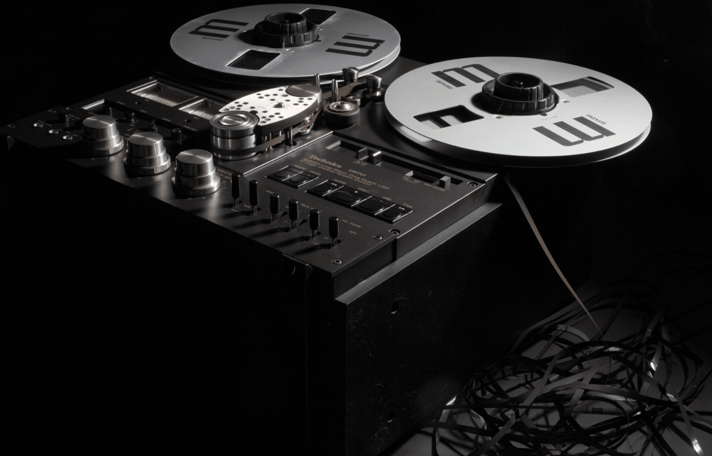 what is delay in music